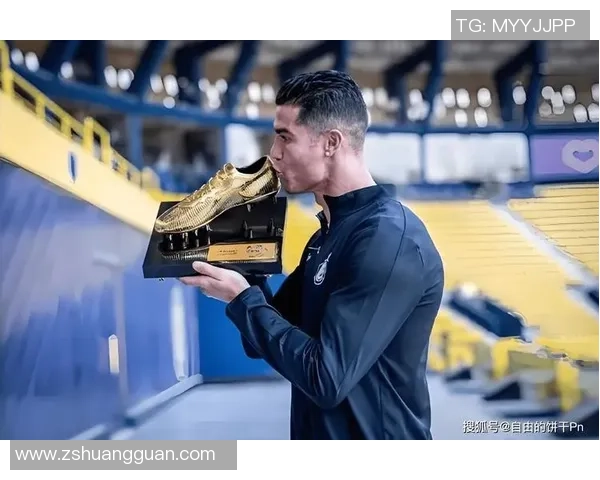 绰号沙皇的足球明星如何在绿茵场上书写传奇人生与辉煌成就 绰号沙皇的足球明星如何在绿茵场上书写传奇人生与辉煌成就